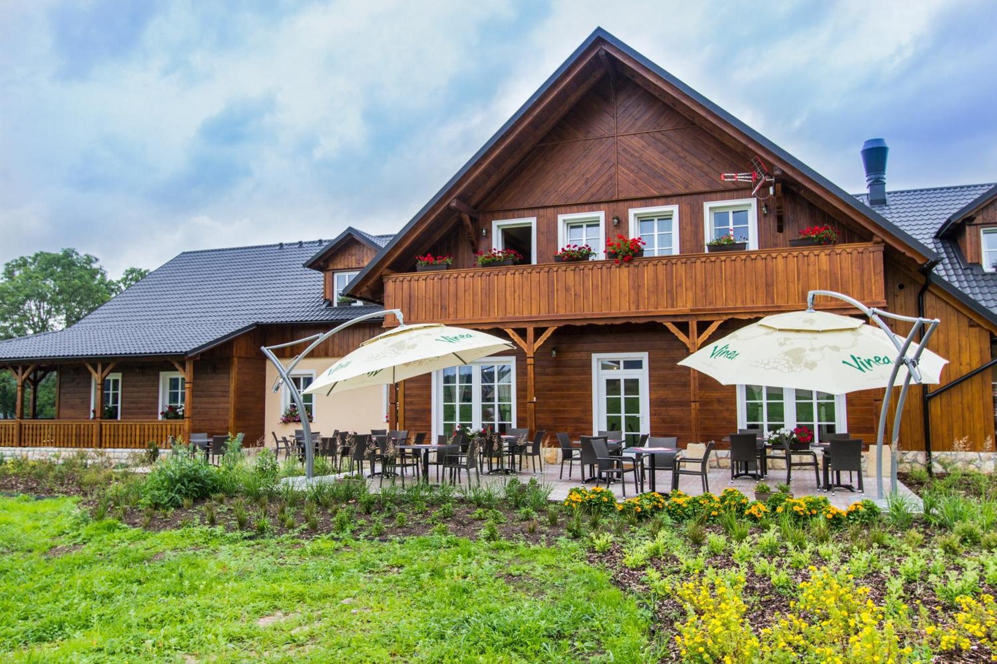 Apartman-Hotel Jitravsky Dvorec Rynoltice Exterior foto